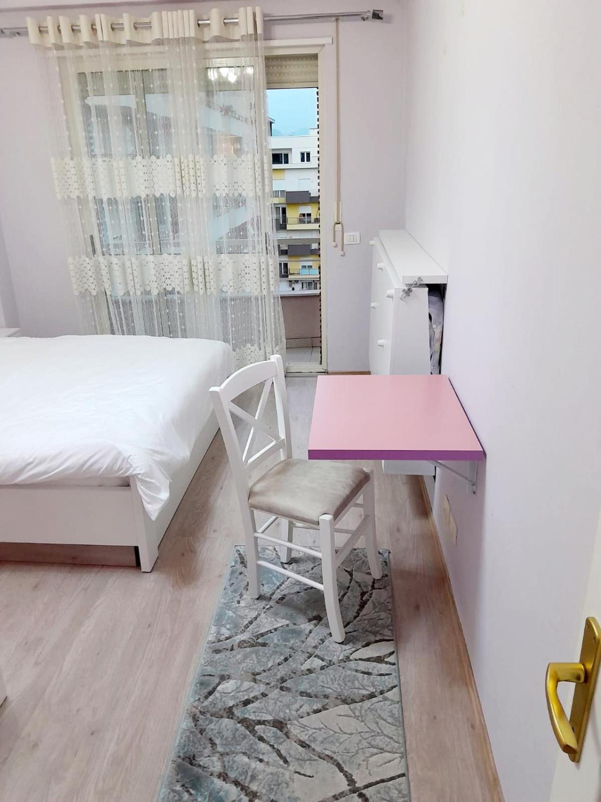 Happy Stories' Apartment In City Centre Shkoder Exterior photo